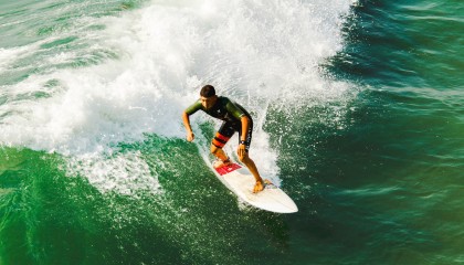 开云网页版-法甲新战术频频尝试，精彩配合成最大亮点，法甲新赛季