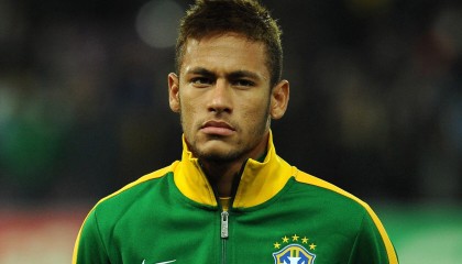 开云体育APP-_场边花絮：明星嘉宾助阵现场热情高涨_，明星拍戏现场花絮视频