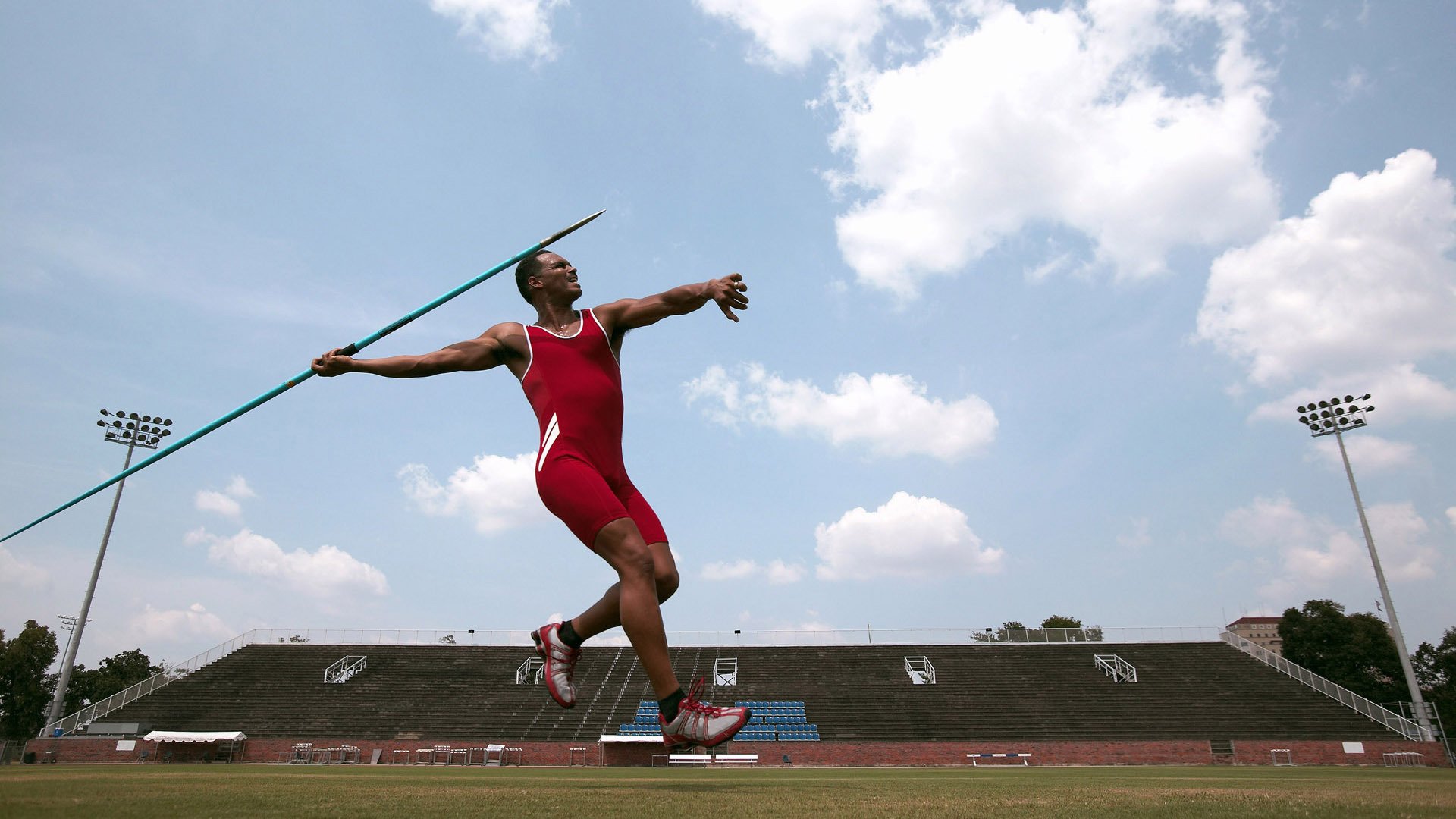 中国青少年篮球训练体系逐步走向制度化、专业化，中国青少年篮球发展