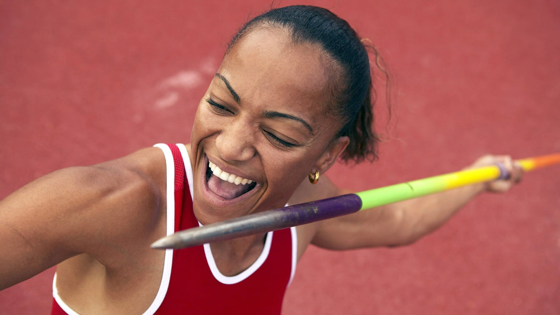 德国媒体赞瑞士为“雪地足球技术模板”，雪地足球场地尺寸